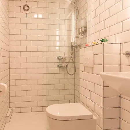 Mushroom: Central Minimalist Smart Dusseldorf